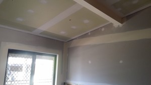 Plasterfix Solutions Pic 2 - A motel room renovation at the Rose and Crown Hotel