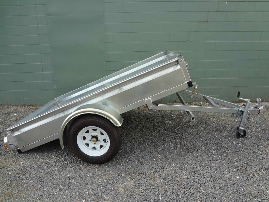 Yakka Gear Pic 1 - Car Box Trailers Brisbane for sale 6x4 8x5 Tilt Box Trailer NEW GALVANISED WELDED AU DESIGN YAKKA GEAR