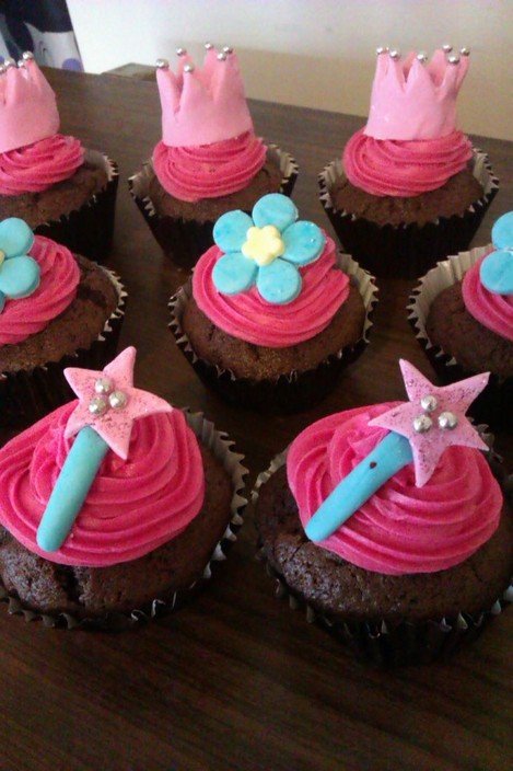 Cherubs Cakes Pic 1 - Princess cupcakes