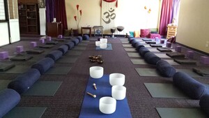 Yoga & Meditation Lounge Pic 4