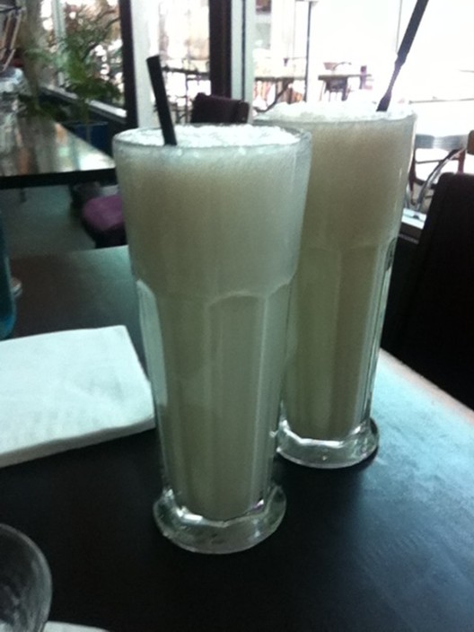 Page 27 Cafe Pic 1 - Milkshake