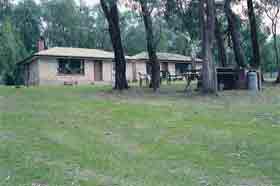 Roonka Riverfront Cottages Pic 1 - Roonka Riverfront Cottages Blanchetown Riverland South Australia