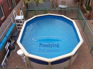 Freestyling Pool Installers Pic 4