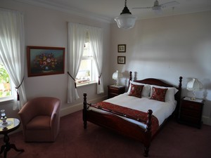 Leconfield House Bed And Breakfast Pic 3 - Leconfield House Hunter Valley Scenic Suite