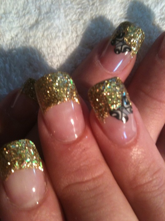 Mystical Salon Pic 1 - Glitter nail all in acrylic