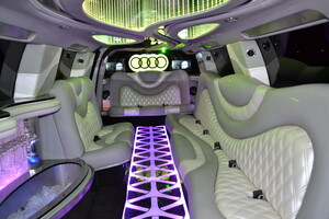 Awesome Limousines Pic 4