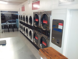 BLUE HIPPO LAUNDROMATS Pic 3