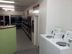 BLUE HIPPO LAUNDROMATS Pic 2