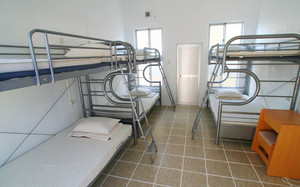 Carlton Travelor`s lodge Pic 2 - Bed room