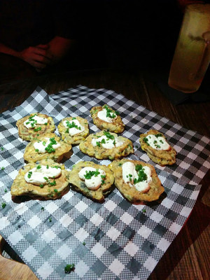 Lefty's Old Time Music Hall Pic 5 - More nibbles