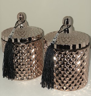 Flawless Candles Pic 3 - Rose gold medium and large geometric candles