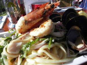 Tosaria Restaurant/Cafe Pic 2 - Seafood Linguini