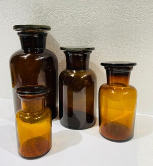 Science Equip Pty Ltd Pic 5 - Apothercary Bottles