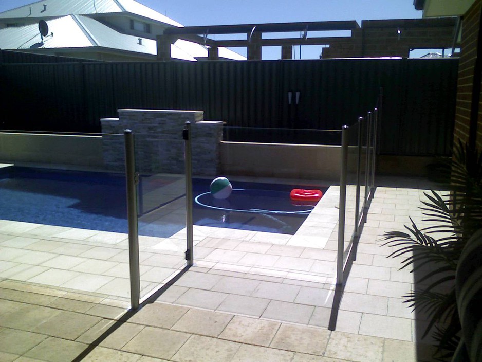 Fence Heroes Pic 1 - semi frameless glass