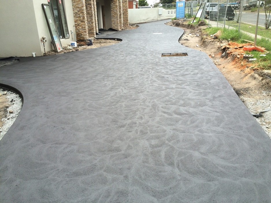 JAK Concrete & Excavation Pic 1 - Charcoal Driveway