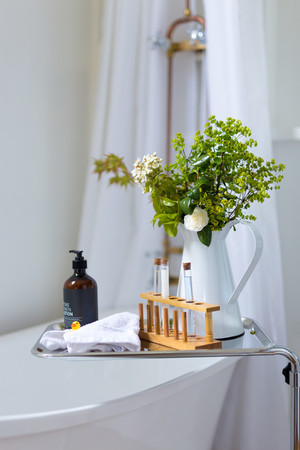 The Estate Koroit Boutique Hotel Pic 4 - The Loft private bathroom with traditional Claw Foot Bath