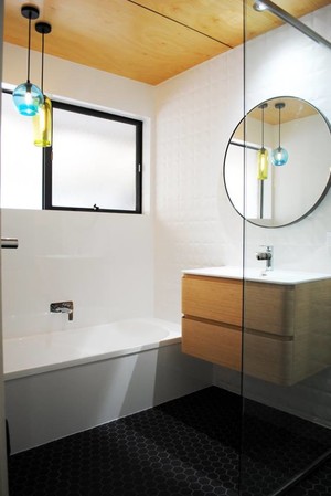 BMH Tiling & Bathrooms Pic 2