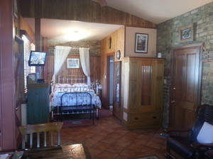 Eagle Foundry B & B Pic 5 - Bridal suite