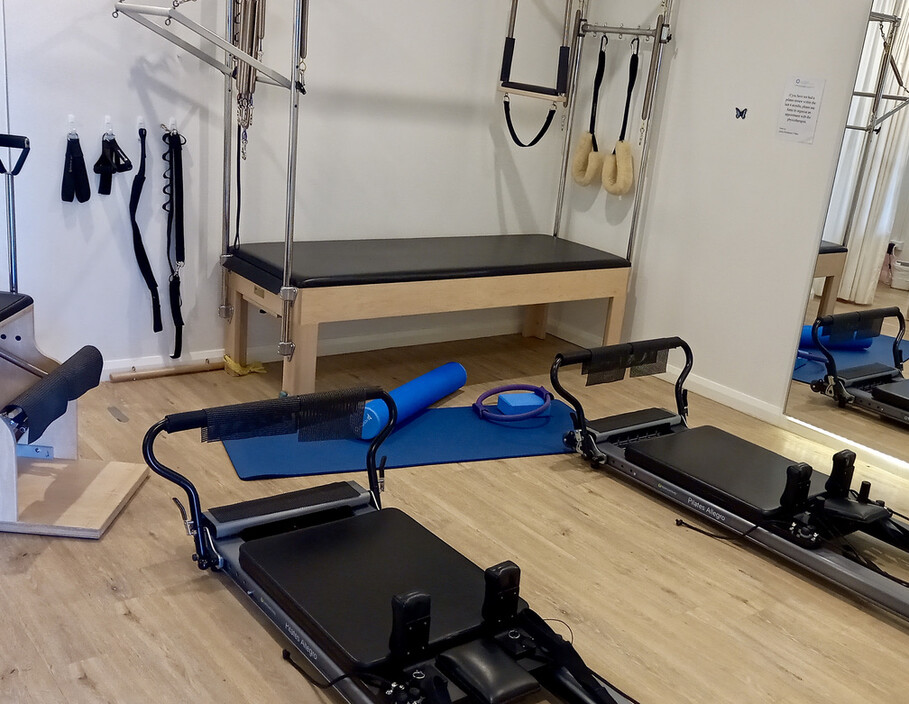 Lawson Physiotherapy and Pilates Pic 1 - Clinical Pilates is a highly specialised system of exercisetargeting specific muscle systems builds coordination control strength and improves range of movement