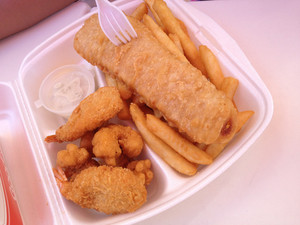 Yum Sing Express Pic 3 - Fish and Chip pack