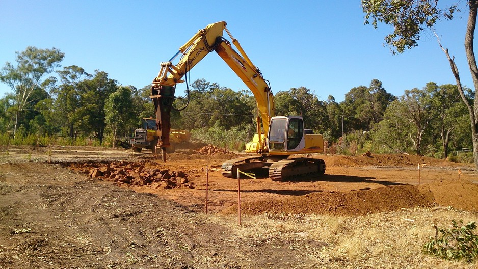 Moles Earthmoving Pic 1