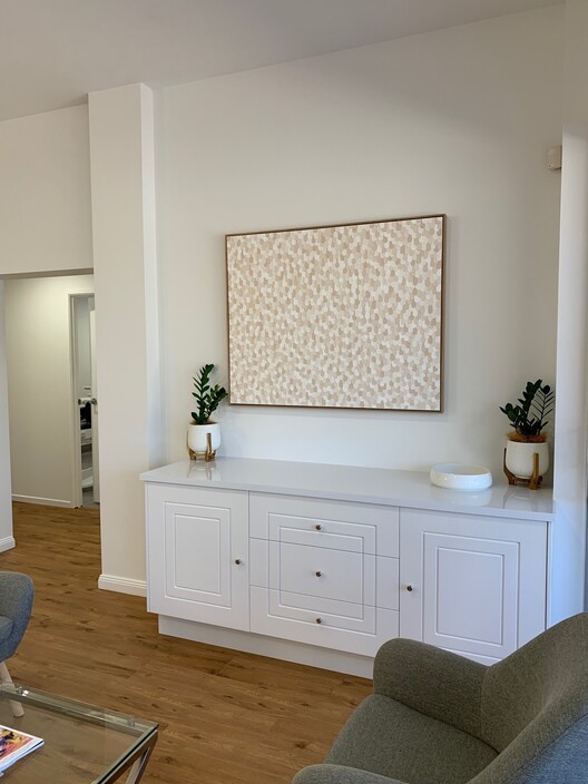 Sunny Coast Dental Pic 1 - Reception Area