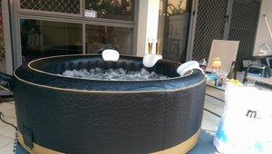 Ezy Spa Hire Pic 3