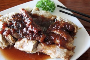 Vivisen Teahouse Pic 2 - Crispy peking duck in plum sauce