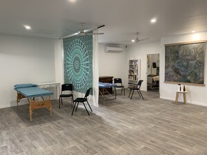 Liberty Healing Pic 4 - Kinesiology classroom student clinic and space for hire meditation yoga workshops