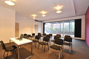 Crows Nest Seminar Room Pic 4 - Standard configuration for presentations