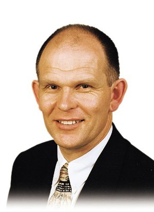 Simply Real Estate Pic 3 - david dundas managing director