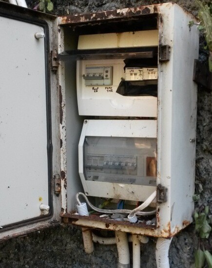 UB Electrical & Communication Pic 1 - Faulty Customers DB and in very bad shape