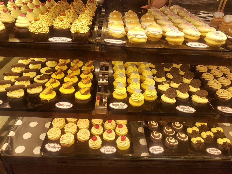 Cupcakes On Pitt Pic 1