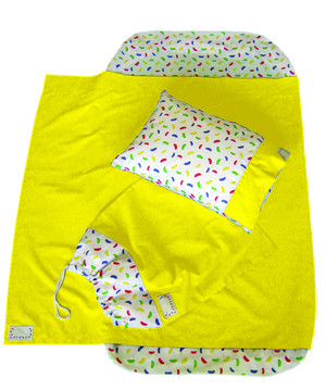 JLYBNZ Kindy Sheets Pic 4 - Yellow Sheet Set