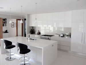 Great Indoor Designs Pic 2 - Caesarstone White