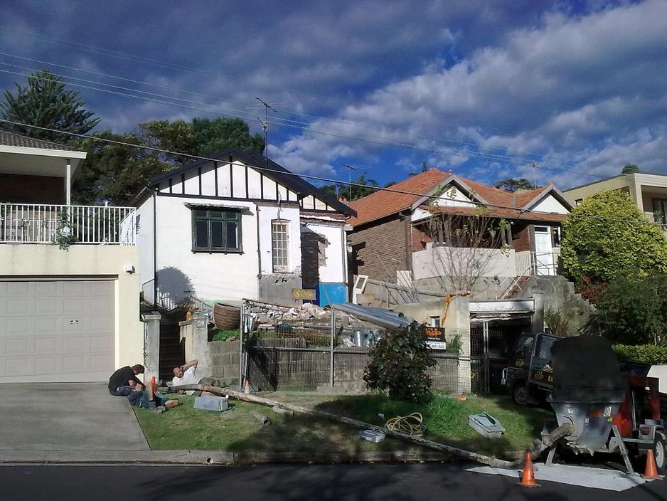 Buildtone Building Services Pic 1 - Coogee Before Renovation