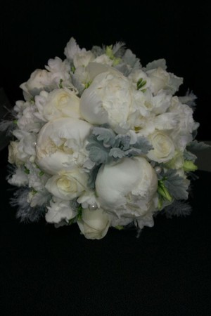 A Floral Indulgence Pic 3 - Late spring bouquet