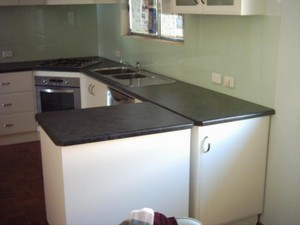 Daring Kitchen Designs Pic 4 - Glass Splashback Kitchen Trolly