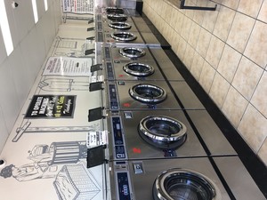 Capalaba Laundromat Pic 4