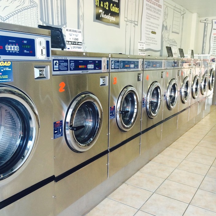 Capalaba Laundromat Pic 1