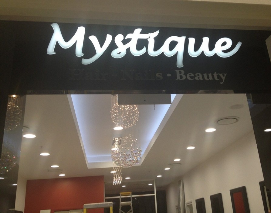 Mystique Hair, Nails & Beauty Pic 1