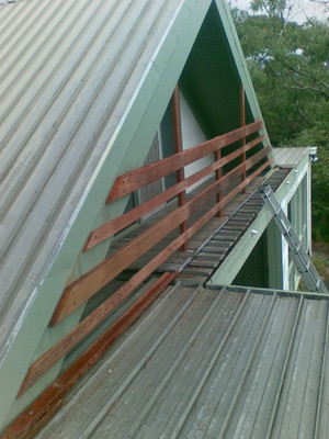 CRC Constructions Pic 3 - new hand rails for decking