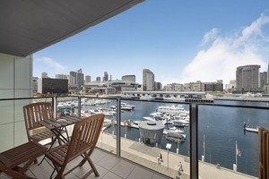 Docklands Private Collection Of Apartments Pic 5