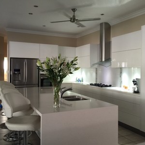 Paulina Interlandi Interior Design Service Pic 5 - Modern Renovated Kitchen Palm Cove Cairns