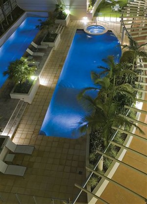 Aspect Caloundra Pic 5 - pool area