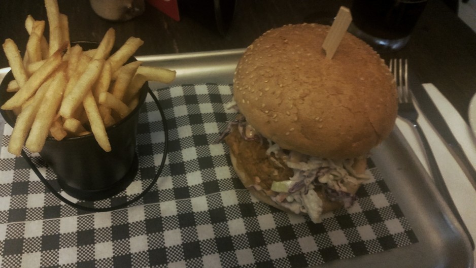 American Bourbon Bar and Grill Pic 1 - pulled pork burger