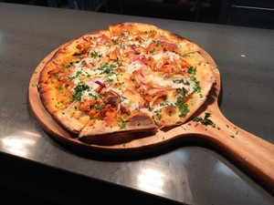 Alfresco pizzeria and wine bar Pic 4 - Tandoori chicken pizza