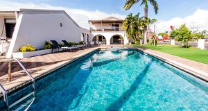 Casa Nostra Motel Mackay Pic 5 - Mackay Motel Accommodation Pool Area