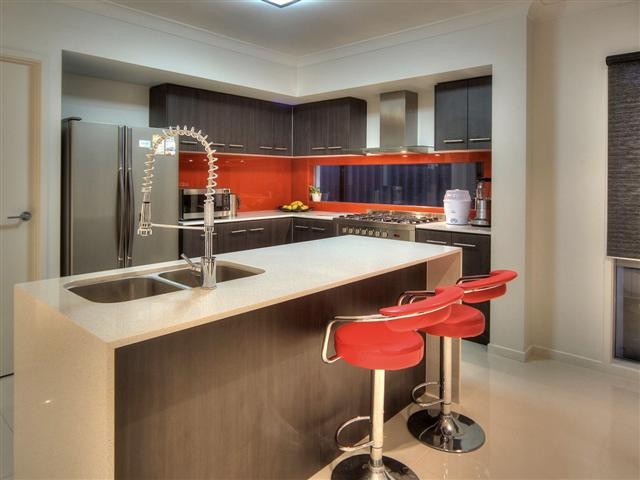 Fine Quality Kitchens Pic 1 - a modern kitchen