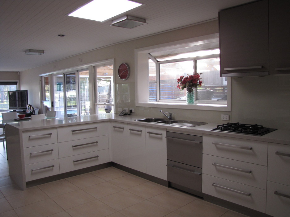 Andrew's Ocean Grove Kitchens Pic 1